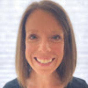 Meet your Posher, Hilary